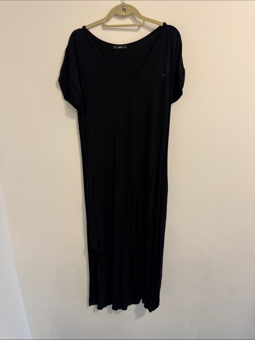 SHEIN Black V-Neck Short Sleeve Maxi Dress